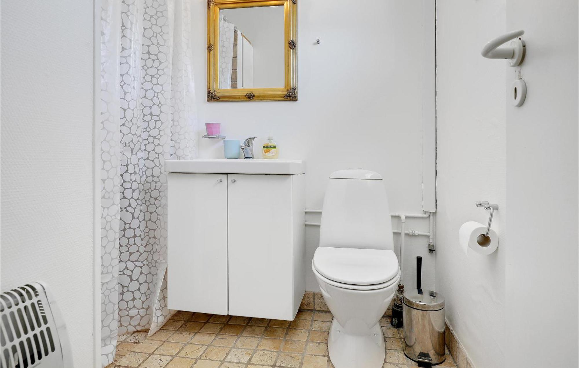 Beautiful Apartment In Neksø Екстериор снимка