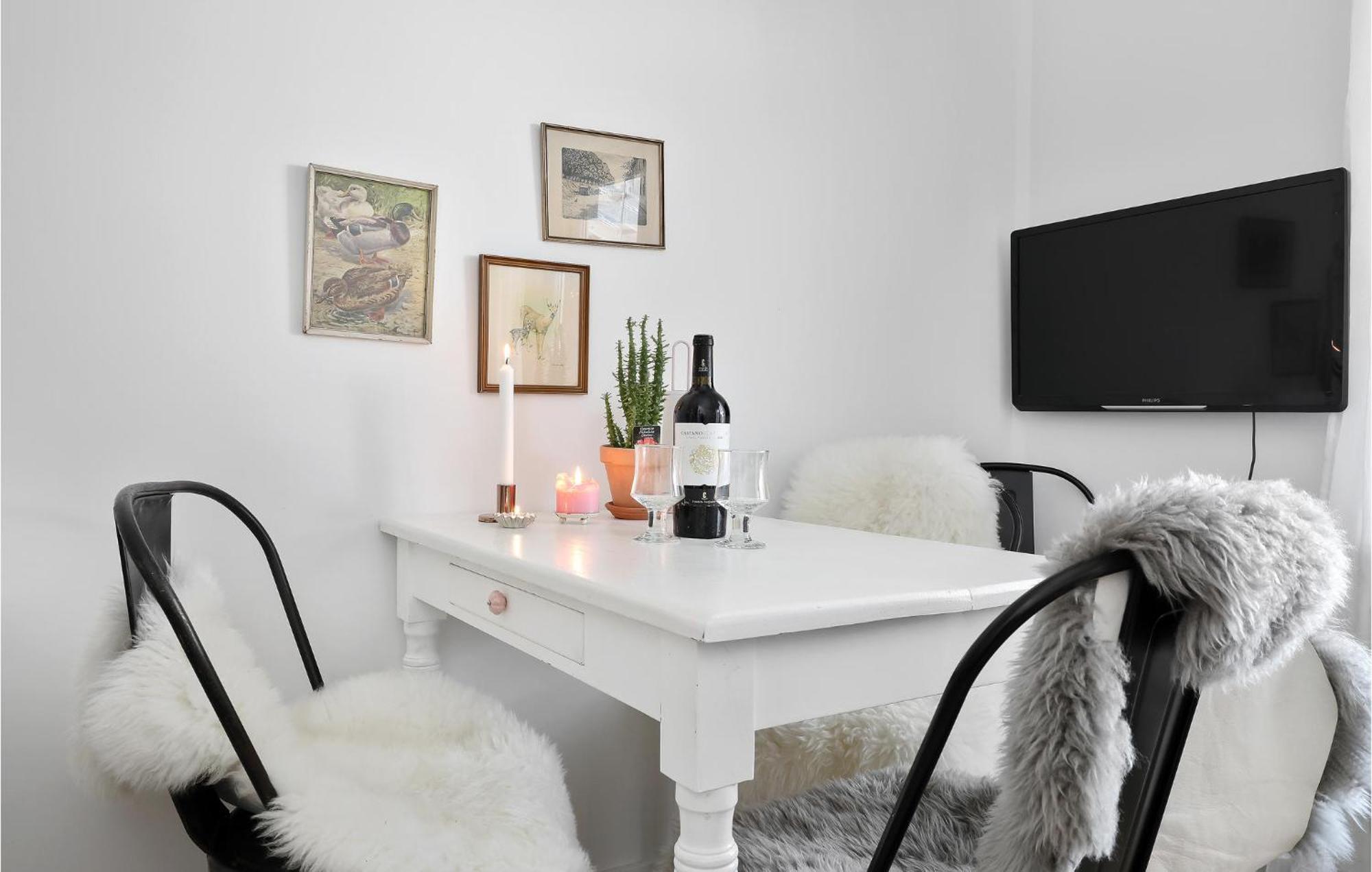 Beautiful Apartment In Neksø Екстериор снимка