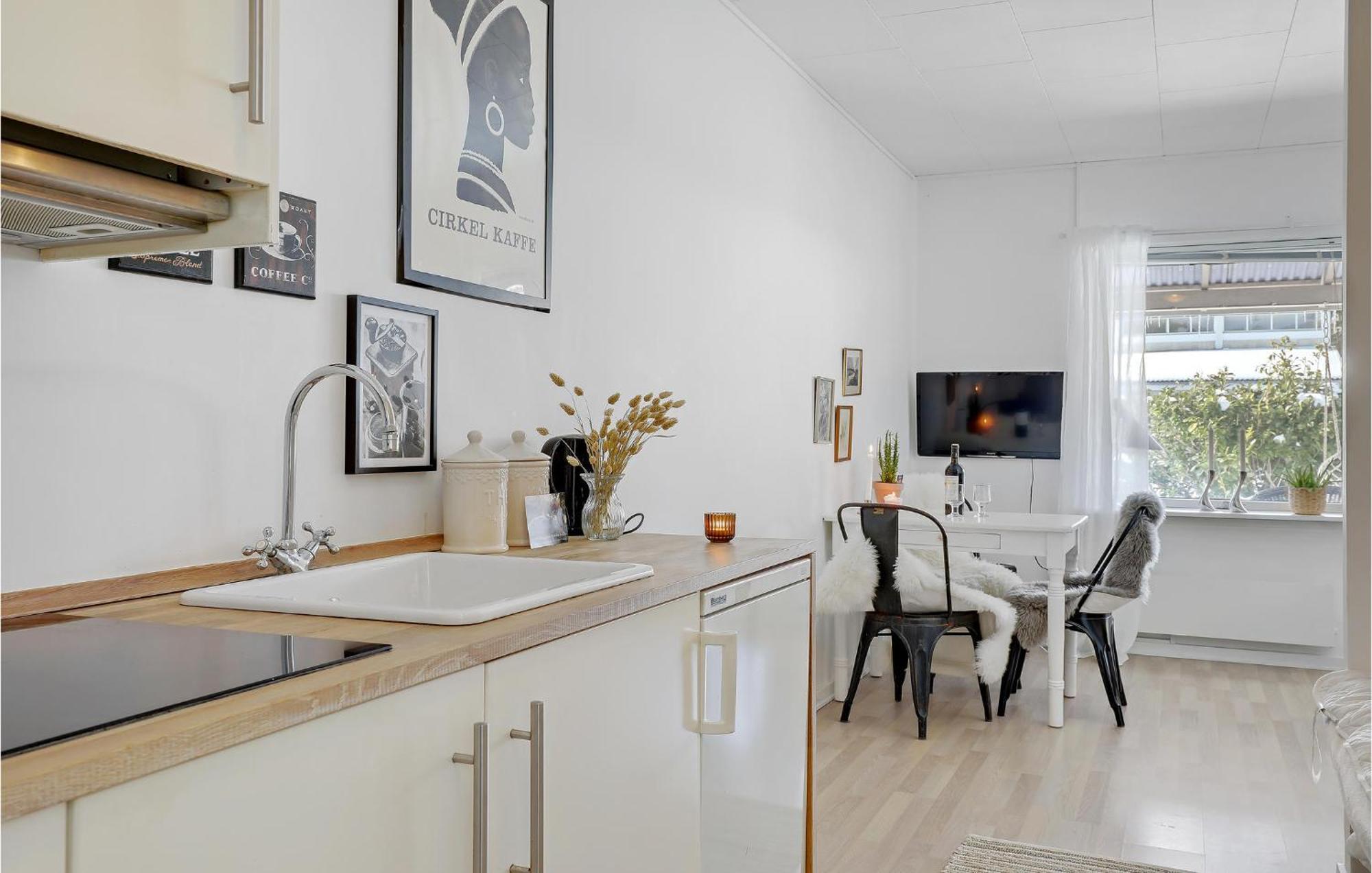 Beautiful Apartment In Neksø Екстериор снимка
